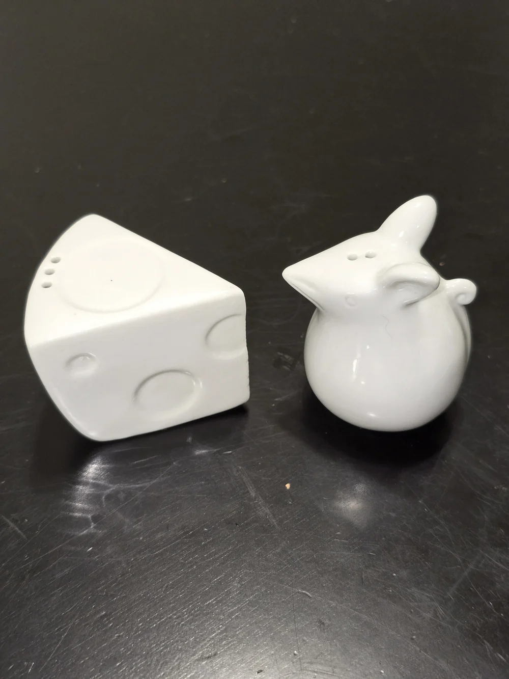 N/A set white